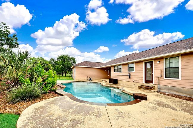 709 Voges St, House other with 4 bedrooms, 3 bathrooms and null parking in Poth TX | Image 44