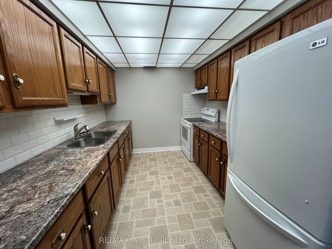 103 - 199 Hope St E, Condo with 1 bedrooms, 1 bathrooms and 1 parking in Tavistock ON | Image 6