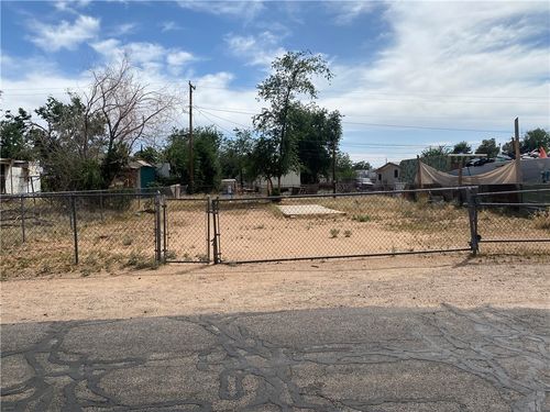 3984 E Shaeffer Ave, Kingman, AZ, 86409-2260 | Card Image