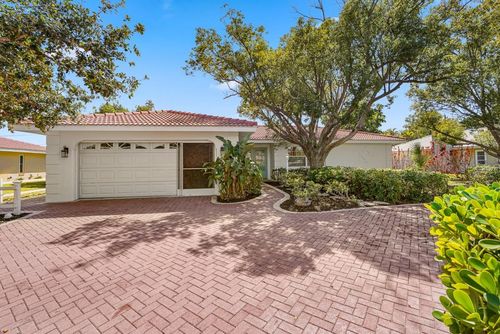 216 Matisse Cir N, NOKOMIS, FL, 34275-1347 | Card Image