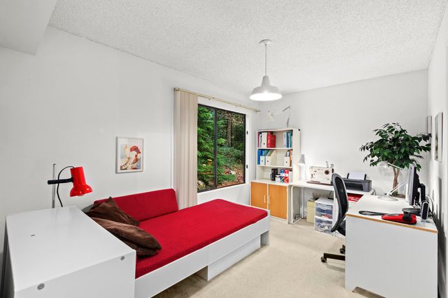 856 Frederick Rd, Townhouse with 4 bedrooms, 3 bathrooms and 2 parking in North Vancouver BC | Image 14