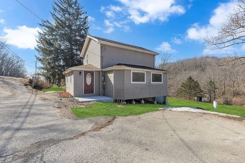 589 Pine Run Rd, Freedom, PA, 15042-2143 | Card Image