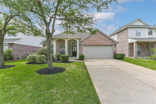 2020 Running Brook Ln, Pearland, TX, 77584-6778 | Card Image