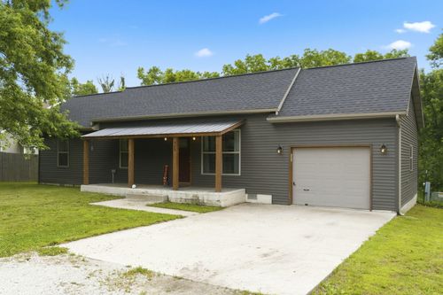 345 Thompson St, Fordland, MO, 65652-8130 | Card Image