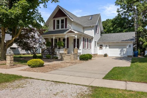 12 Fulton St, Monroeville, OH, 44847-9710 | Card Image