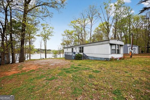 110 E Daylight Dr, Eatonton, GA, 31024-7246 | Card Image
