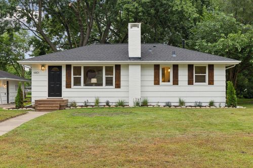 6801 65th Ave N, Brooklyn Park, MN, 55428-2512 | Card Image