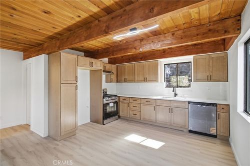 2386 Independence Lane, Running Springs, CA, 92382 | Card Image