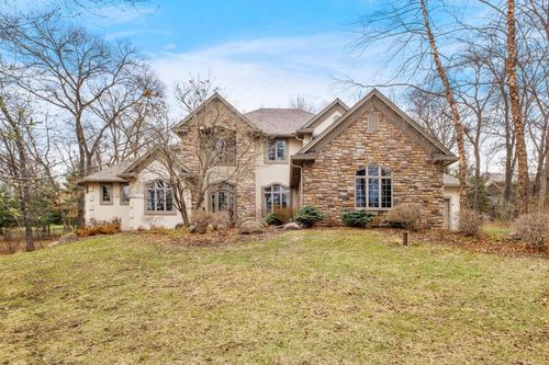 6 Red Forest Way, North Oaks, MN, 55127-6300 | Card Image
