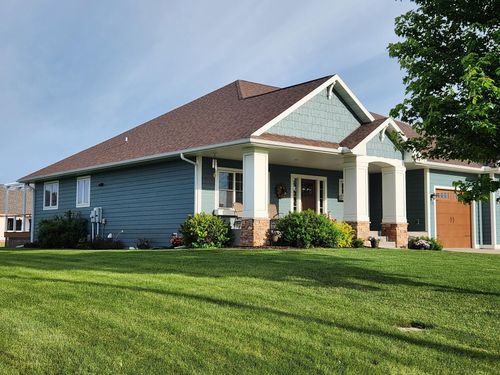731 St James Cir, Litchfield, MN, 55355-4538 | Card Image
