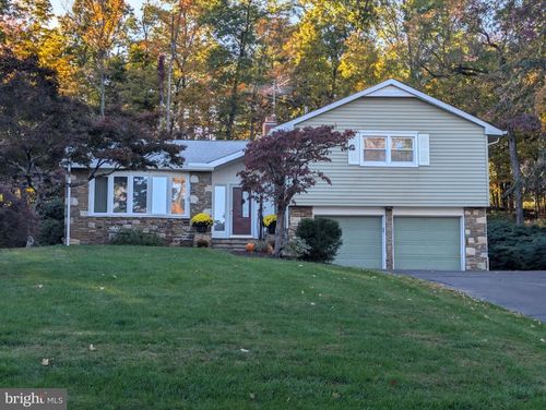 26 Fawn Drive, RARITAN TWP, NJ, 08822 | Card Image