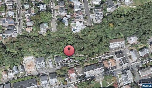 2 Oakdene Ter, Edgewater, NJ, 07020-1102 | Card Image