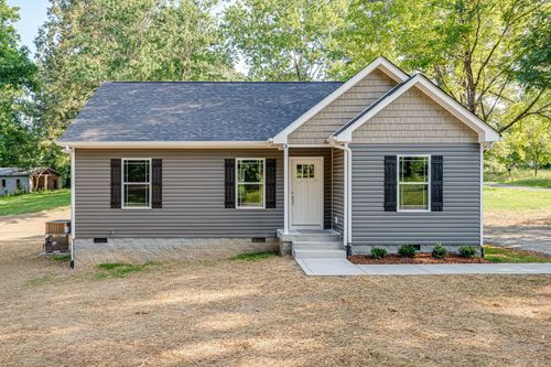 1004 Northside Dr, Dickson, TN, 37055-2189 | Card Image