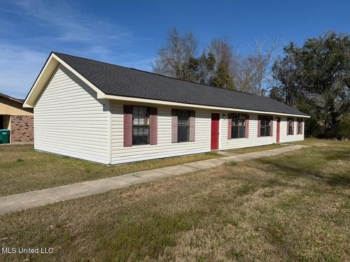2414 34th Ave, Gulfport, MS, 39501-4458 | Card Image