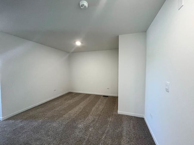 2235 Riesling Rd, Townhouse with 3 bedrooms, 3 bathrooms and 2 parking in Oswego IL | Image 23