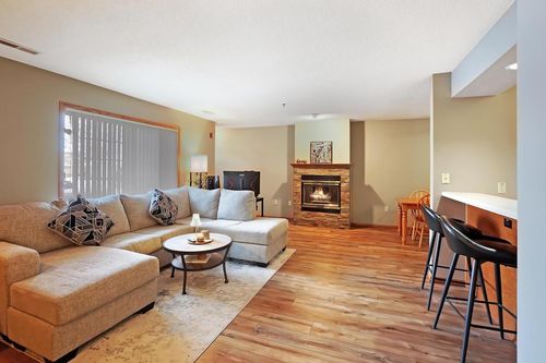 17354 W Lincoln Avenue, New Berlin, WI, 53146 | Card Image