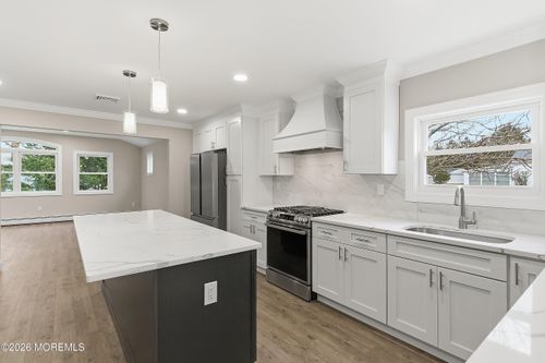 139 Torrey Pines Dr, Toms River, NJ, 08757-5723 | Card Image