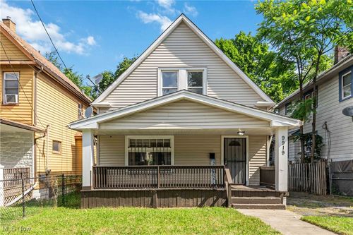 9919 Raymond Ave, Cleveland, OH, 44104-5455 | Card Image