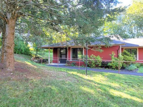 21-21 Silo Rd W, Storrs Mansfield, CT, 06268-2064 | Card Image