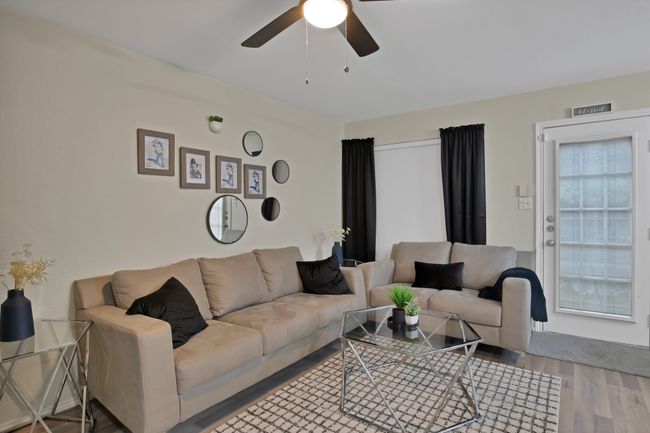 5652 Giddyup Ln, Townhouse with 4 bedrooms, 3 bathrooms and null parking in Fort Worth TX | Image 9