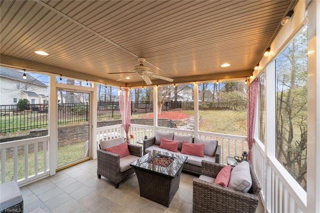 Screened Porch | Image 21