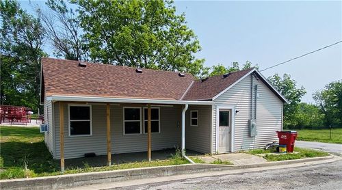 113 E Marshall St, Alma, MO, 64001-8196 | Card Image