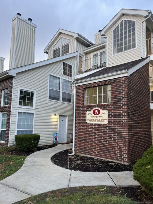 144-144 Carriage Crossing Lane, Middletown, CT, 06457 | Card Image