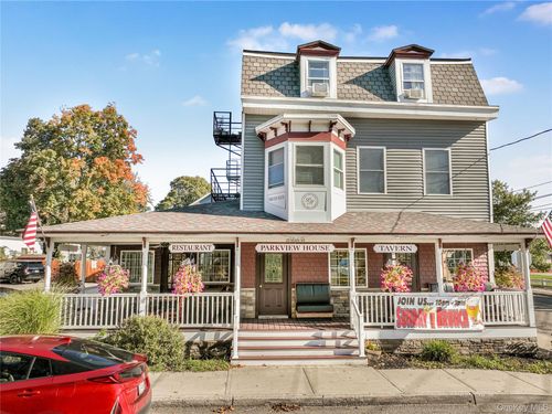 23 Main St, Wallkill, NY, 12589 | Card Image
