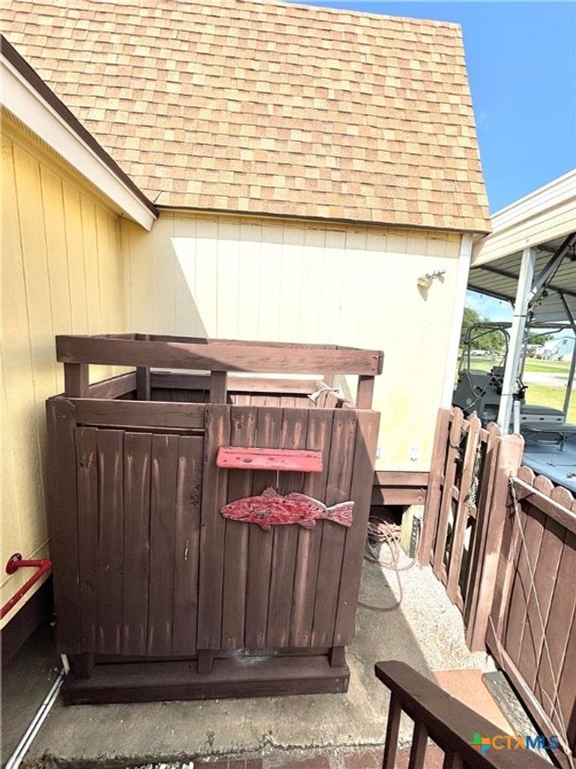 604 N 14 Th St, House other with 3 bedrooms, 3 bathrooms and null parking in Port O Connor TX | Image 47