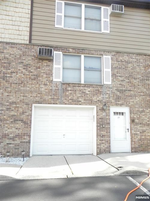 11-453 Liberty St, Little Ferry, NJ, 07643 | Card Image