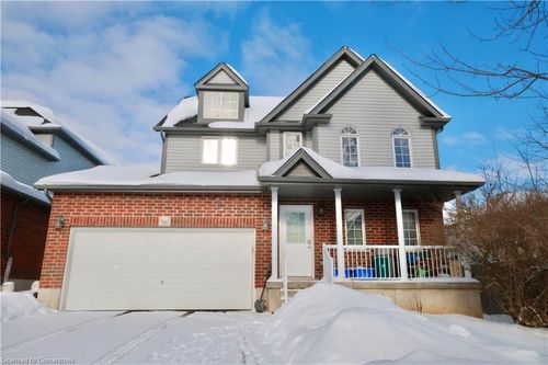 590 Goldthread St, Waterloo, ON, N2V2X6 | Card Image