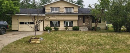 4902 52 Street, Wanham, AB, T0H3P0 | Card Image
