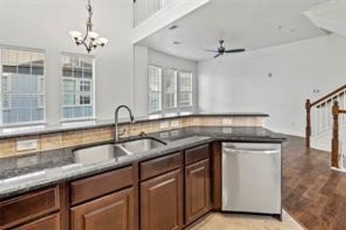 b2-2316 Stutz Dr, Dallas, TX, 75235-6512 | Card Image