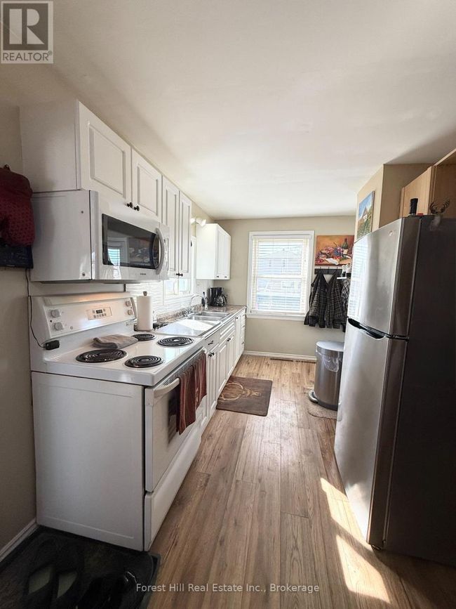 10709 Hwy 522 Highway, House other with 2 bedrooms, 1 bathrooms and 4 parking in Parry Sound Remote Area (Arnstein) ON | Image 7