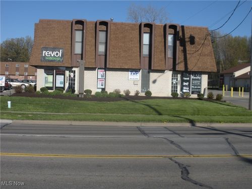 4751 Oberlin, Lorain, OH, 44053 | Card Image