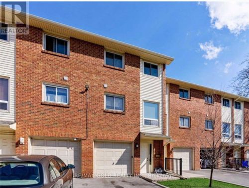 15-6 Loconder Dr, Hamilton, ON, L8W1V8 | Card Image