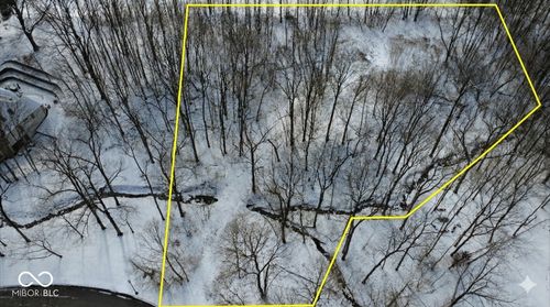 8101 Traders Hollow Ln, Indianapolis, IN, 46278-1296 | Card Image