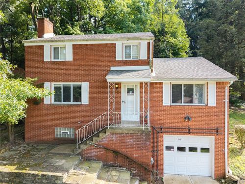 135 Spring Grove Rd, Penn Hills, PA, 15235-1805 | Card Image