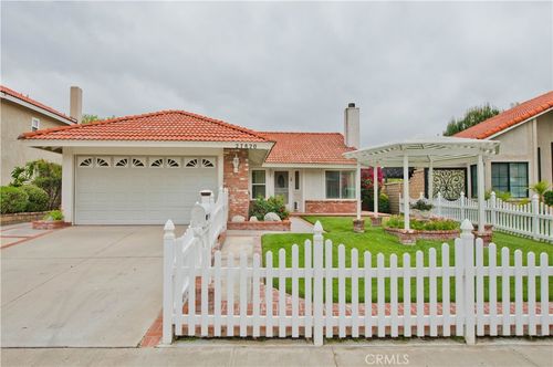 27820 Wakefield, Castaic, CA, 91384 | Card Image