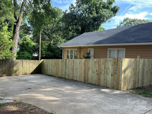 705 Lancaster Ave, Monroe, NC, 28112-5905 | Card Image