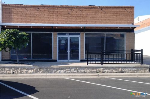 207 E Avenue C, Killeen, TX, 76541-5230 | Card Image