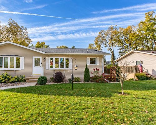 303 W North St, Dodgeville, WI, 53533-1001 | Card Image
