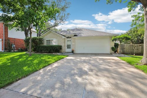 3933 Kristencreek Ln, Round Rock, TX, 78681-1001 | Card Image