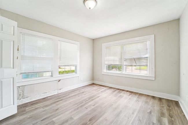 1026 W 5 Th St, House other with 3 bedrooms, 1 bathrooms and null parking in Freeport TX | Image 17