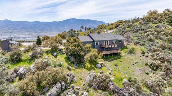 26501 Skyline Dr, House other with 3 bedrooms, 3 bathrooms and null parking in Tehachapi CA | Image 58