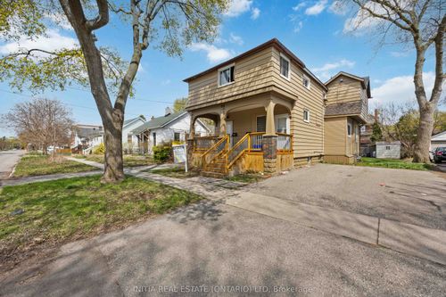 150 College Ave N, Sarnia, ON, N7T6B3 | Card Image