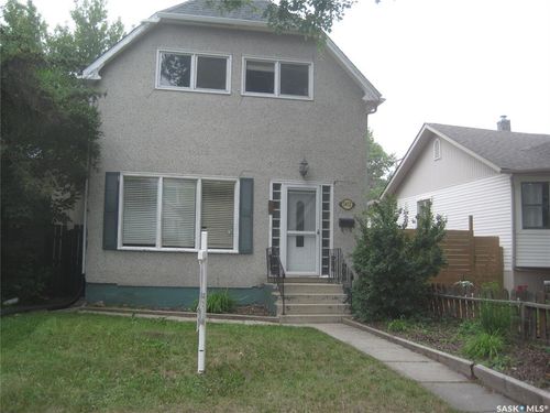 2452 Wallace St, Regina, SK, S4N4B3 | Card Image