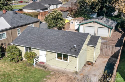 516 6th Ave S, Kent, WA, 98032-5822 | Card Image