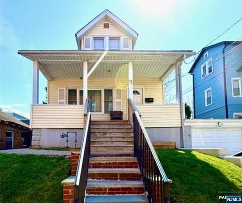 10 Fairview Pl, Bloomfield, NJ, 07003-4906 | Card Image