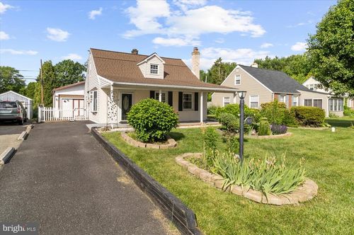 1933 Clearview Ave, NORRISTOWN, PA, 19403-2801 | Card Image